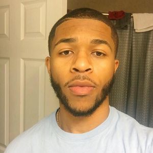 Meet your Posher, Raelon